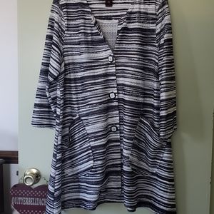 🌞2/$10 Multiples Black & White Stripe Cardigan M
